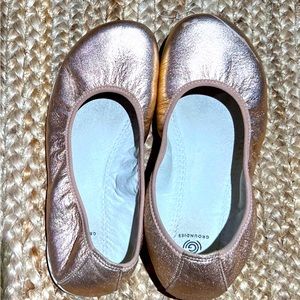 Rose gold Groundies ballet flats • US8/EU39